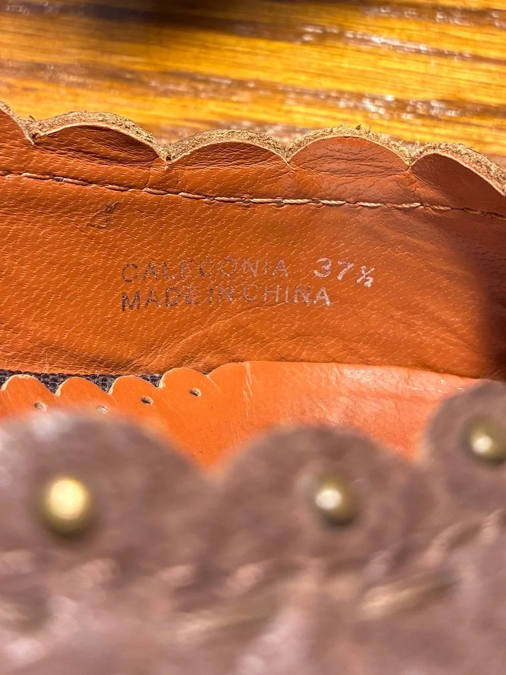 Apepazza Stud Accent Scalloped Trim Cap Toe Leather Heels Brown IT 37.5 US 7.5